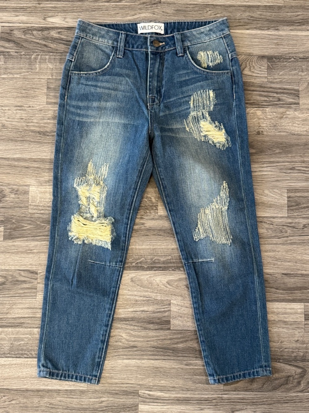 NWOT Wildfox women’s distressed crop pant sz 24